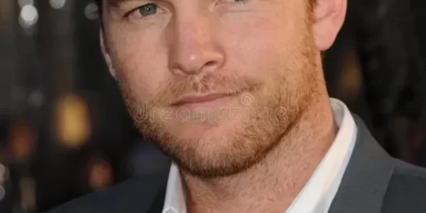 sam-worthington-conflito-na-premier-de-los-angeles-dos-titã-teatro-chinês-hollywood-ca-30010581